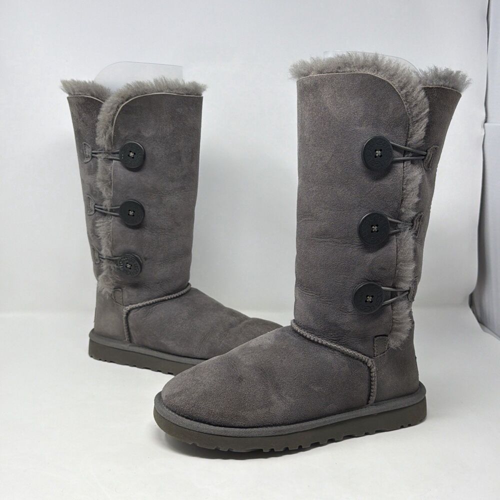 UGG Australia Bailey Button Triplet 1873 Gray Sheepskin Tall Boots Womens 7
